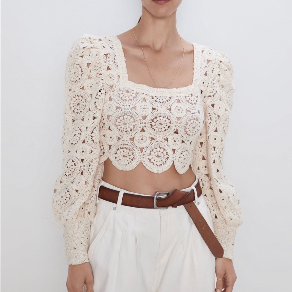 Zara textured crop top!